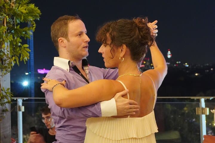 Private Viennese Waltz Workshop in Vienna — 1‑Hour Lesson for Families & Friends photo 2