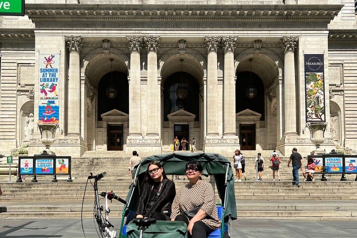 Midtown Pedicab Tour: Eco-Friendly Pedicab Sightseeing from Plaza to Times Square photo 3