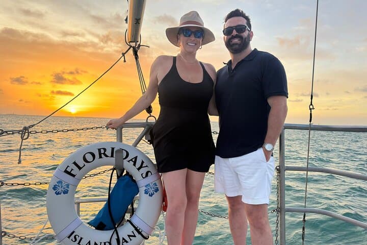 Key West Champagne Sunset Sail: 90-Minute Harbor Cruise with Drinks photo 5