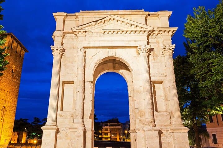 Verona Walking Tour with Audio Guide (7 Languages) — 3.5 km Self-Guided Route photo 2