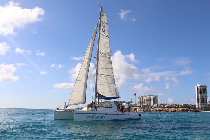 Discover Sint Maarten: Sailing, Snorkeling, and Sunbathing