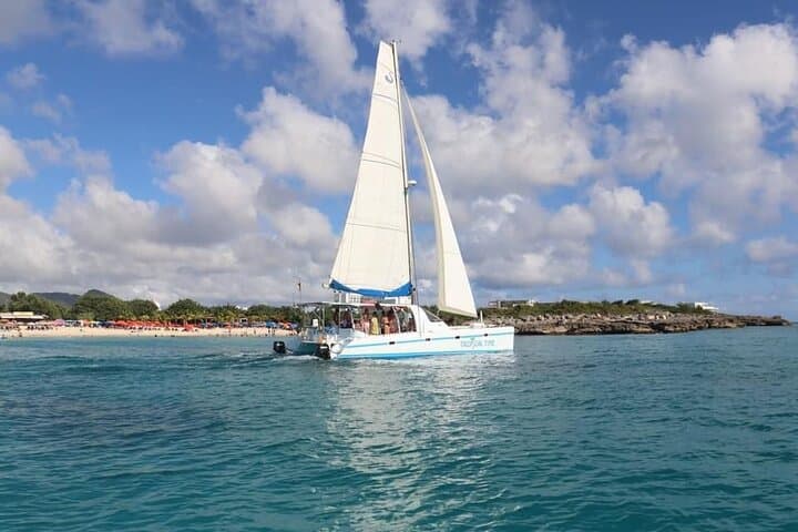 Discover Sint Maarten: Sailing, Snorkeling, and Sunbathing photo 6