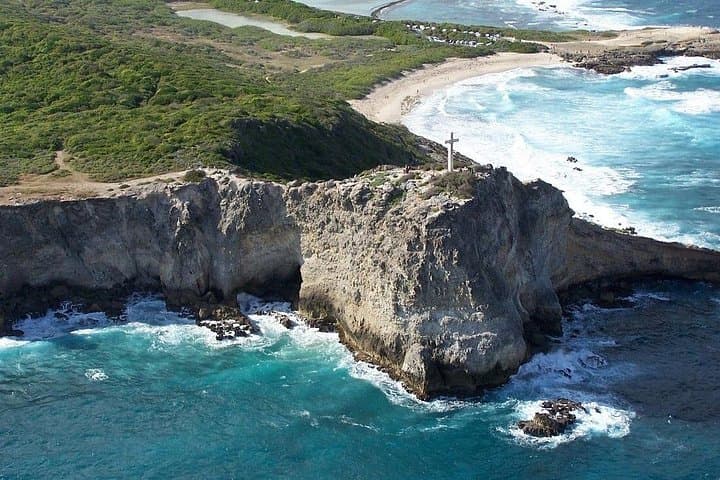 Autogyro Flight Over Grande-Terre: Private 25-Minute Discovery Tour in Guadeloupe photo 2