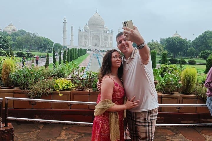 Private Taj Mahal Day Trip from Delhi — Skip-the-Line Guided Tour