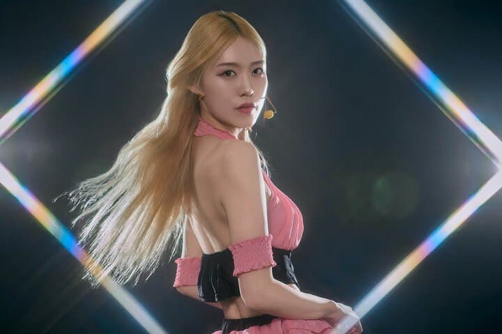 Seoul K-Pop Style Photo Shoot: Create Your Own Idol Look photo 5