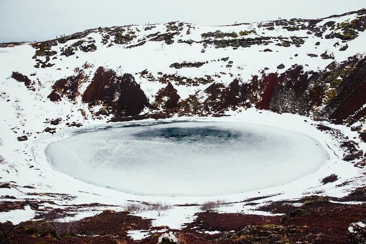 Golden Circle Day Tour from Reykjavik: Geysir, Gullfoss & Kerið with Spanish Guide photo 3