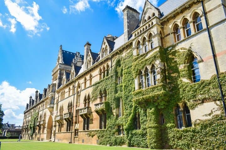 Stepping Through Oxford: 45-Minute Express Walking Tour of University Highlights photo 6