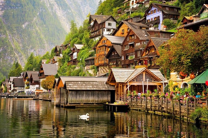 Hallstatt Full-Day Tour from Vienna: Lakeside Views, Salt History & Alpine Vistas photo 3
