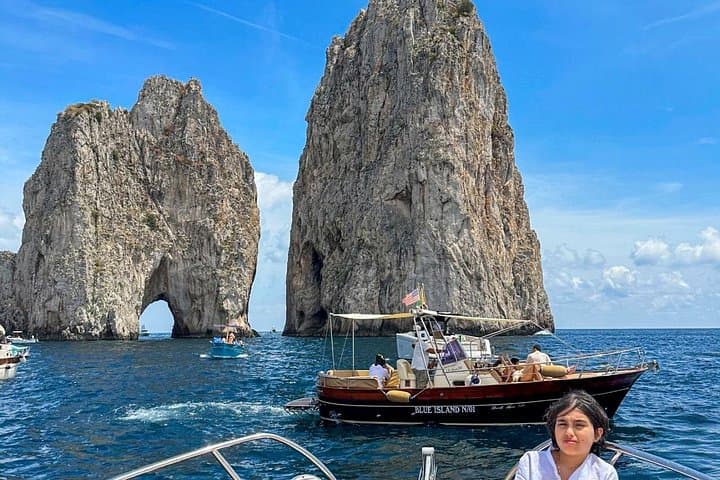 Private Capri Boat Tour: Blue Grotto, Snorkeling & Capri City Visit photo 6