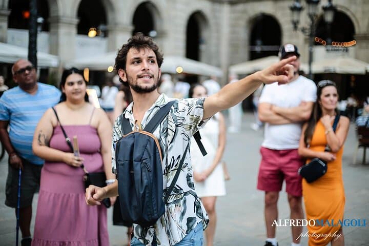 Discover Barcelona’s Gothic Quarter: 2-Hour Old Town Walking Tour