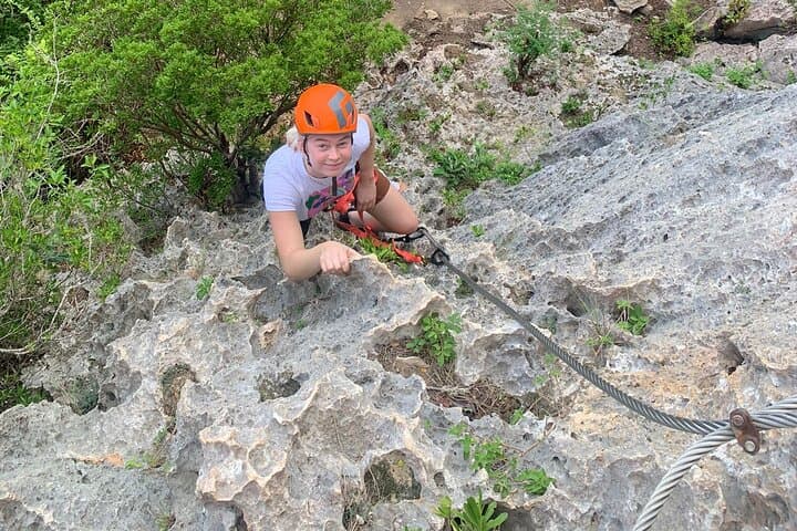 Via Ferrata and Abseiling on Tafelberg, Curaçao — Guided Climb and Descent photo 4