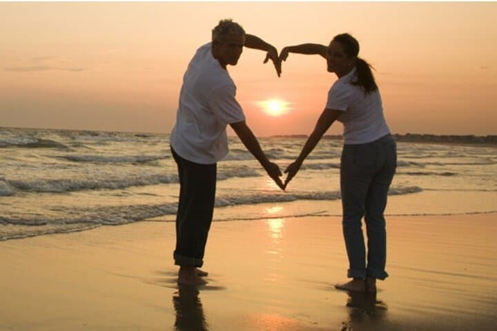 Couples Connection Retreat in Mazunte: Half-Day Pool Rituals and Intimacy Workshop