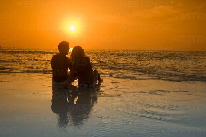 Couples Connection Retreat in Mazunte: Half-Day Pool Rituals and Intimacy Workshop photo 6