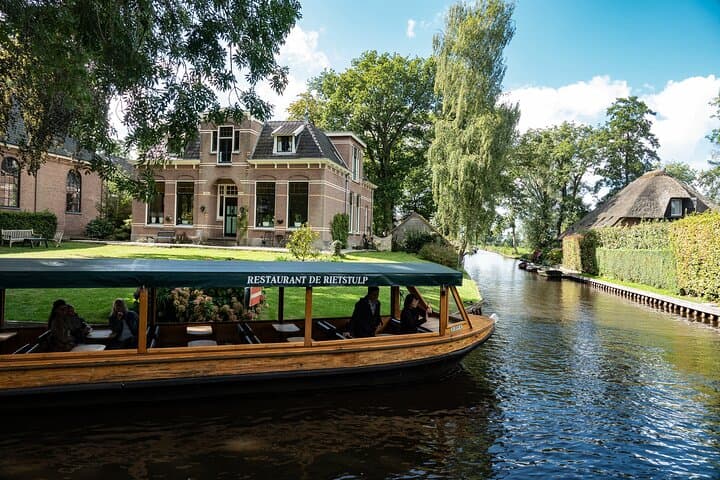 Giethoorn Day Trip from Amsterdam: Canal Cruise, Walking Tour & Local Insights photo 2
