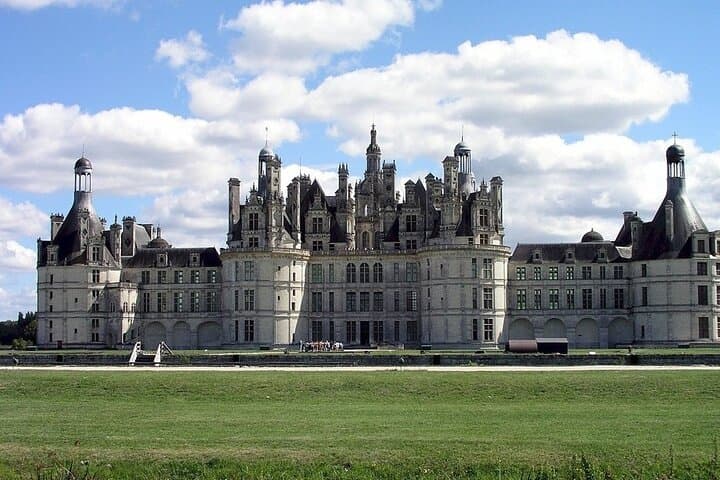 Private Day Trip from Paris to Loire Valley: Châteaux, Countryside & Wine photo 5