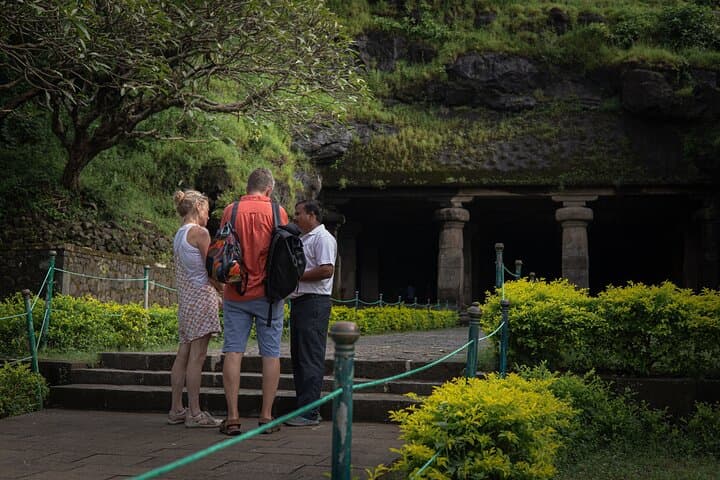 Mumbai City Tour & Elephanta Caves Full-Day Excursion