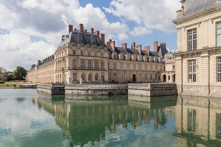 Half-Day Private Trip from Paris to Fontainebleau: Palace, Forest & Château Stop photo 3