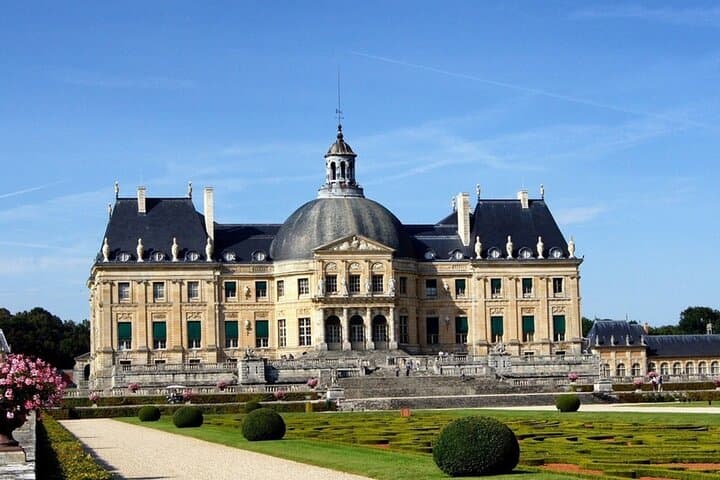 Half-Day Private Trip from Paris to Fontainebleau: Palace, Forest & Château Stop photo 4