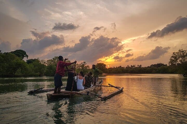 Sunset Mangrove Canoe Tour in Diani Beach — Guided Eco Canoe Experience photo 3