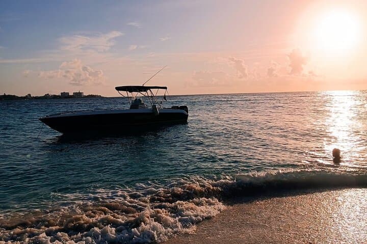 Sunrise Boat Tour to Cayo Acuario — Snorkel San Andrés' Coral Reefs