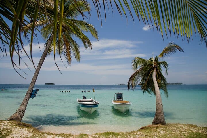 Snorkel Dog Island and Natural Pools — Full-Day San Blas Adventure from Panama City photo 6