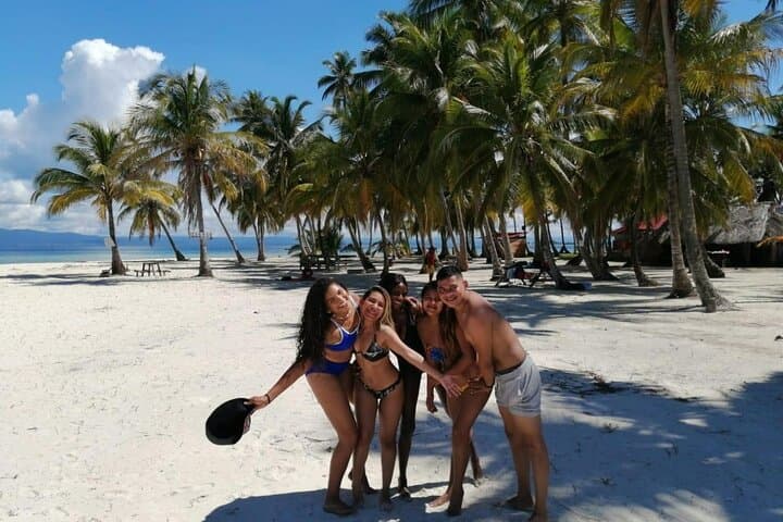 Snorkel Dog Island and Natural Pools — Full-Day San Blas Adventure from Panama City photo 3