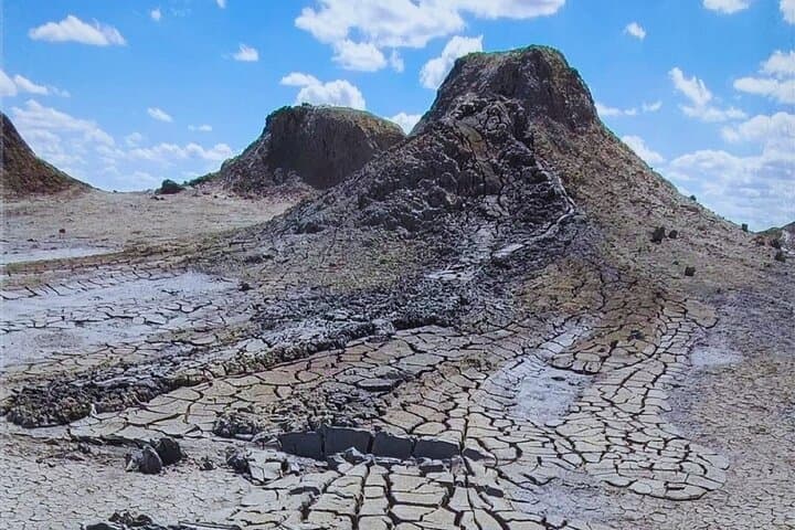 Baku to Gobustan: Mud Volcanoes, Fire Temple & Absheron Highlights (Full-Day) photo 3