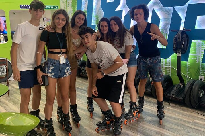 Glide South Beach: Rollerblade Rentals on Miami's Beachwalk photo 3