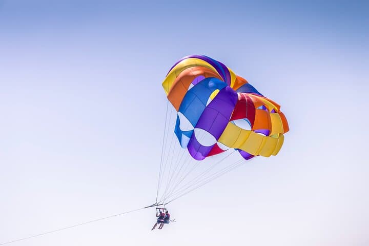 Parasailing in Malta: Soar 200m Above St. George's Bay photo 4