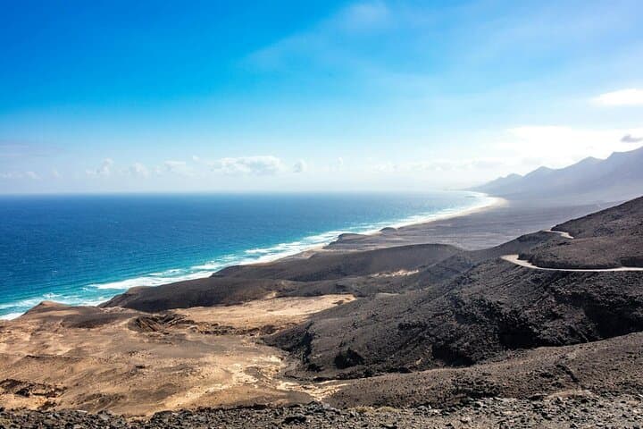 Cofete 4x4 Safari: Off-Road Adventure to Fuerteventura's Wild South photo 2