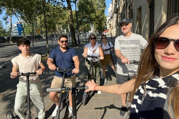Paris Electric Scooter City Tour: Latin Quarter to Eiffel in 2.5 Hours photo 5