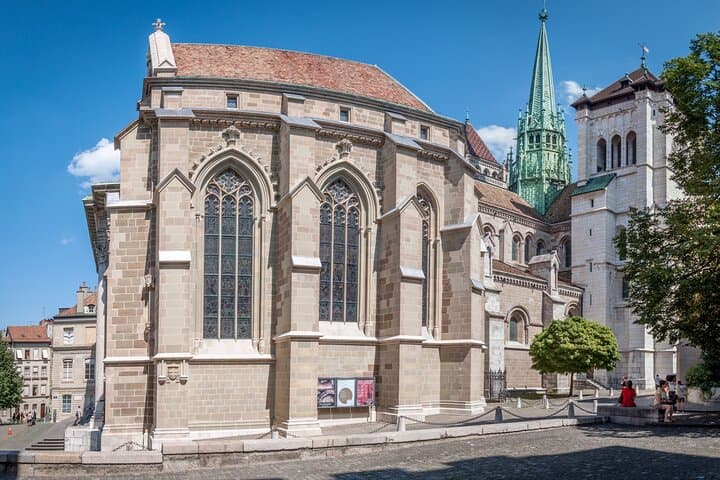 Geneva Old Town Private Walking Tour: Top Sights & Insider Routes photo 4