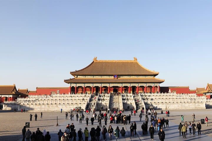 Kid-Friendly Beijing Private Guided Tour: Forbidden City, Tiananmen & Jingshan Views for Families photo 2