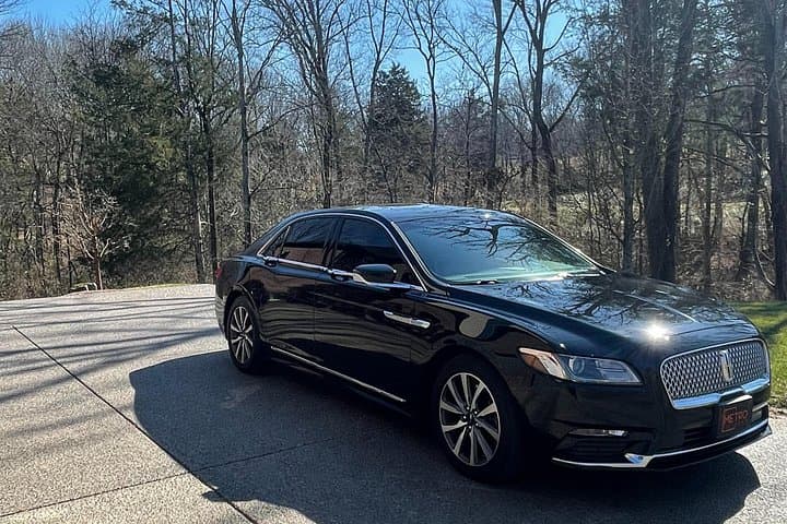 Chattanooga Private One‑Way Airport Transfer — Door‑to‑Door CHA Chauffeur Service photo 1