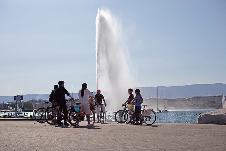 Geneva Highlights Bike Tour — 3-Hour Guided Ride to Jet d'Eau & Old Town
