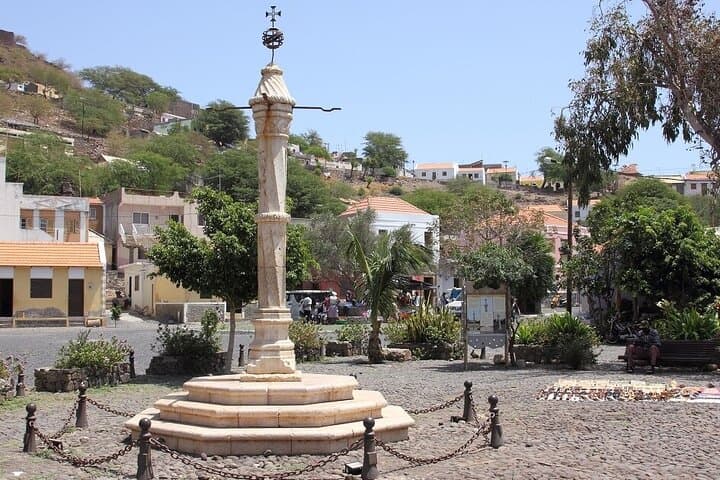 Praia Old Town to Nelson Mandela Airport Private Transfer Guide