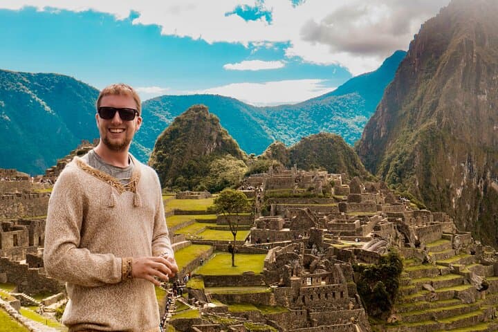 Classic 2-Day Machu Picchu Train Tour from Cusco photo 3