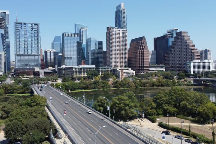 Austin Private Bronco Tour — Landmarks & Local Highlights photo 4