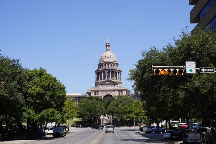 Austin Private Bronco Tour — Landmarks & Local Highlights photo 5