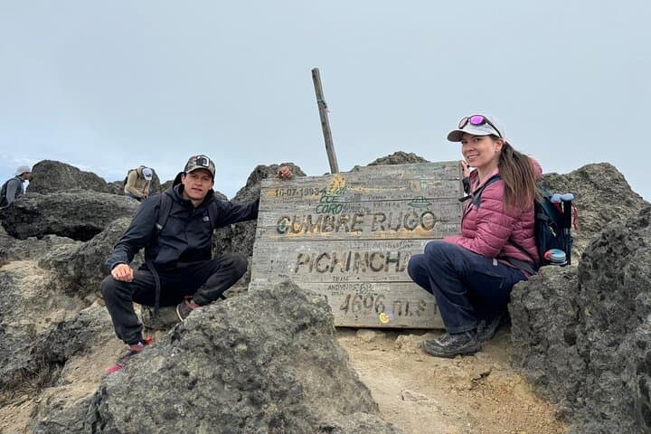 Summit Rucu Pichincha: Full-Day Trek from Quito via Cable Car photo 4