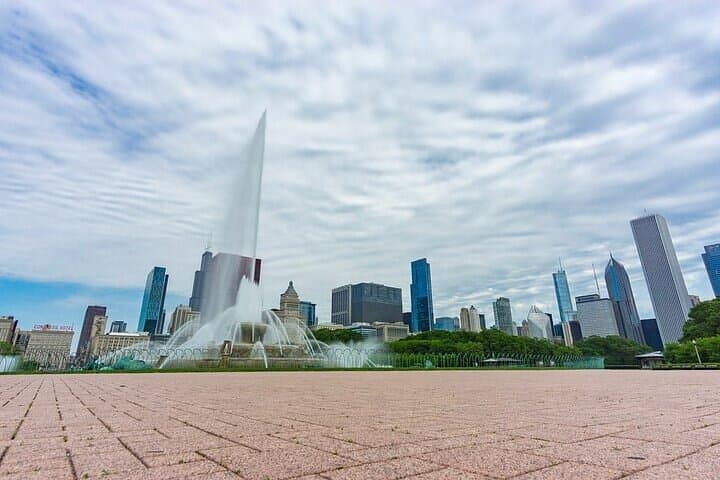 Explore Chicago’s Iconic Sights on a Private Scenic Driving Tour photo 4