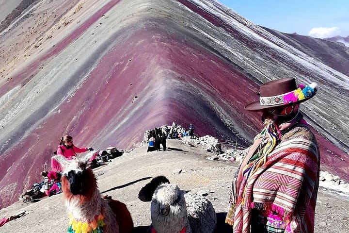 Cusco to Vinicunca: Full-Day Hike to Peru's Rainbow Mountain photo 2