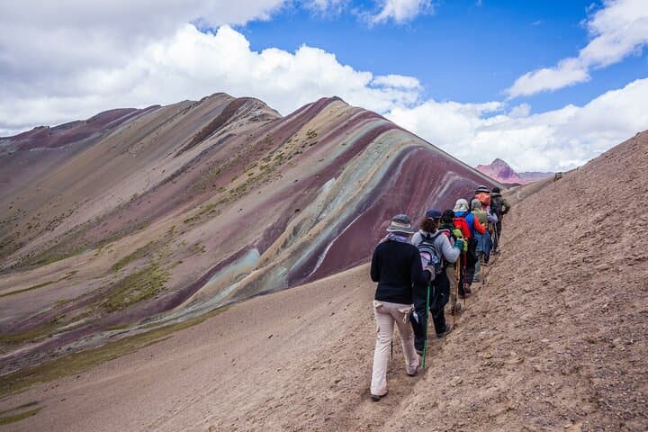 Cusco to Vinicunca: Full-Day Hike to Peru's Rainbow Mountain photo 5