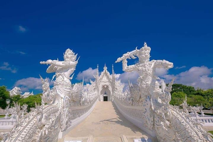 Chiang Rai & Golden Triangle Private Tour: Custom Day Trip to Temples, Tea Plantations & Mekong photo 2