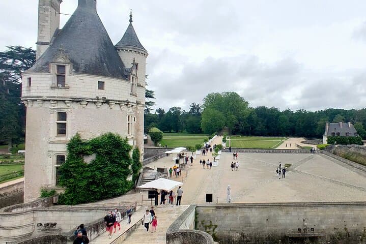 Private Guided Tour of Château de Chenonceau: Tickets & Gardens photo 5