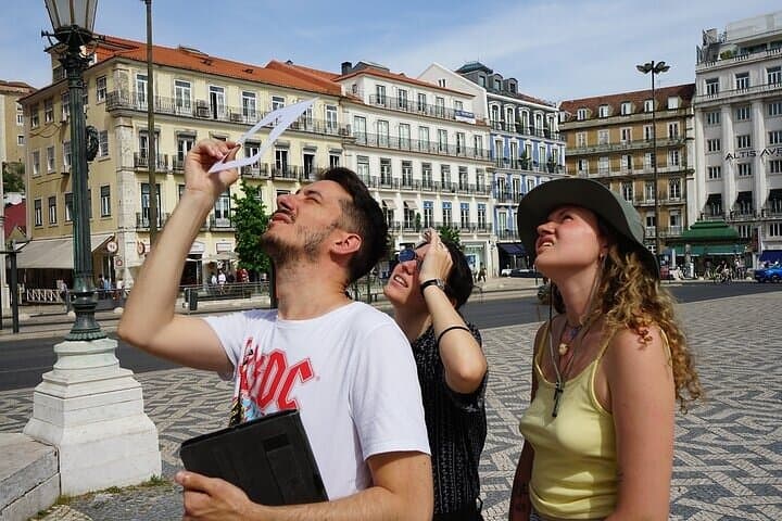 Lisbon Outdoor Escape Game: Time Cops & Return to Wonderland photo 4