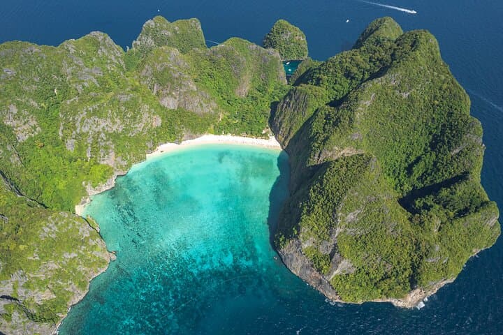 Phi Phi & Bamboo Islands Full-Day Speedboat Tour from Phuket photo 3