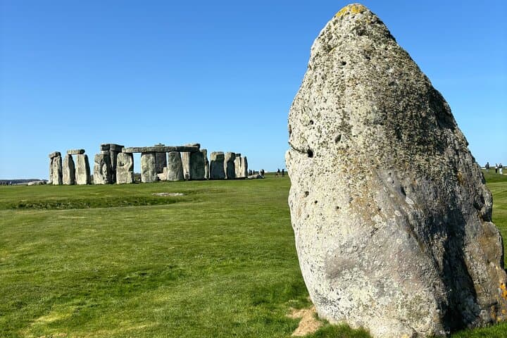 Stonehenge, Avebury & Sacred Sites Private Day Tour from Salisbury