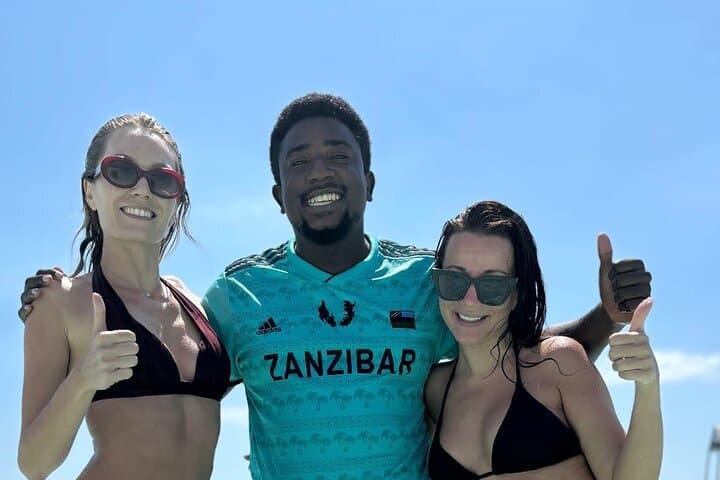 Private Mnemba Island Snorkeling — Turtles, Reefs & Dolphins in Zanzibar photo 3