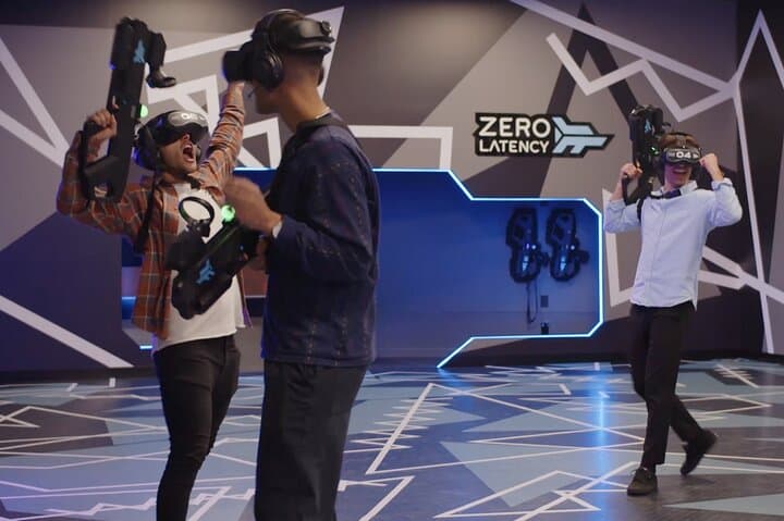 Zero Latency Prague Free-Roam VR Experience — Immersive 45-Min Game photo 5
